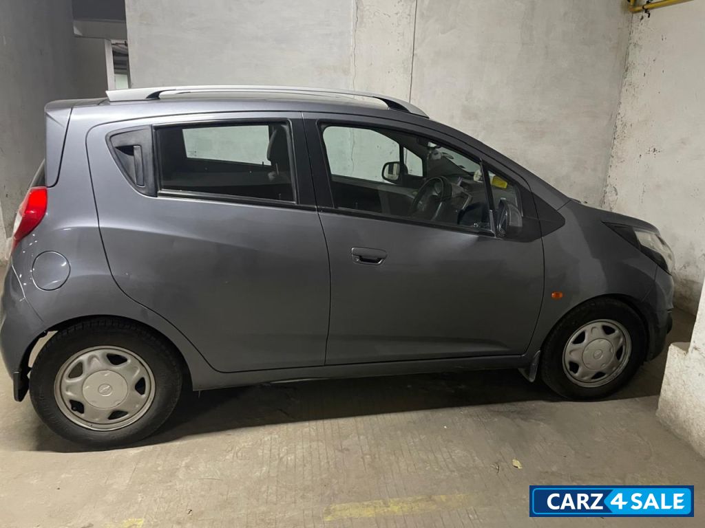 Chevrolet Beat LT PETROL