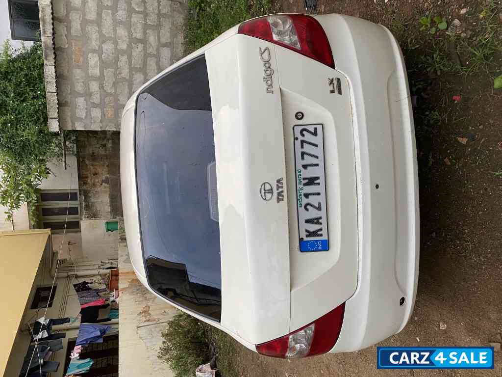 P White Tata Indigo INDIGO CS EVX BS4