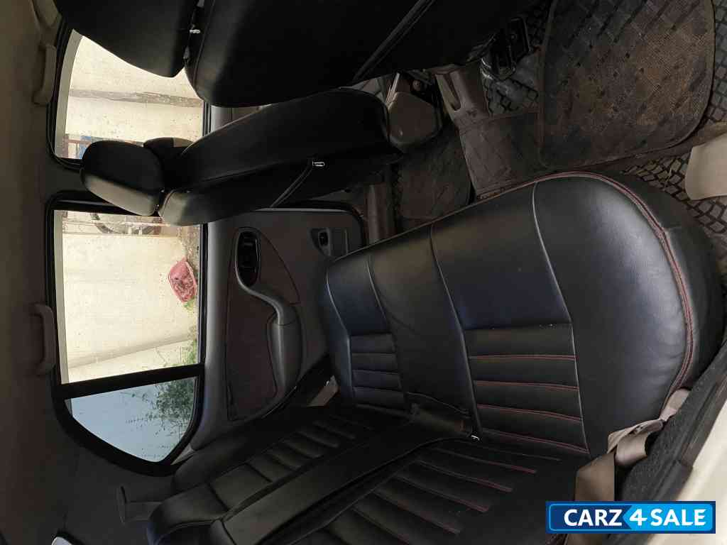 P White Tata Indigo INDIGO CS EVX BS4