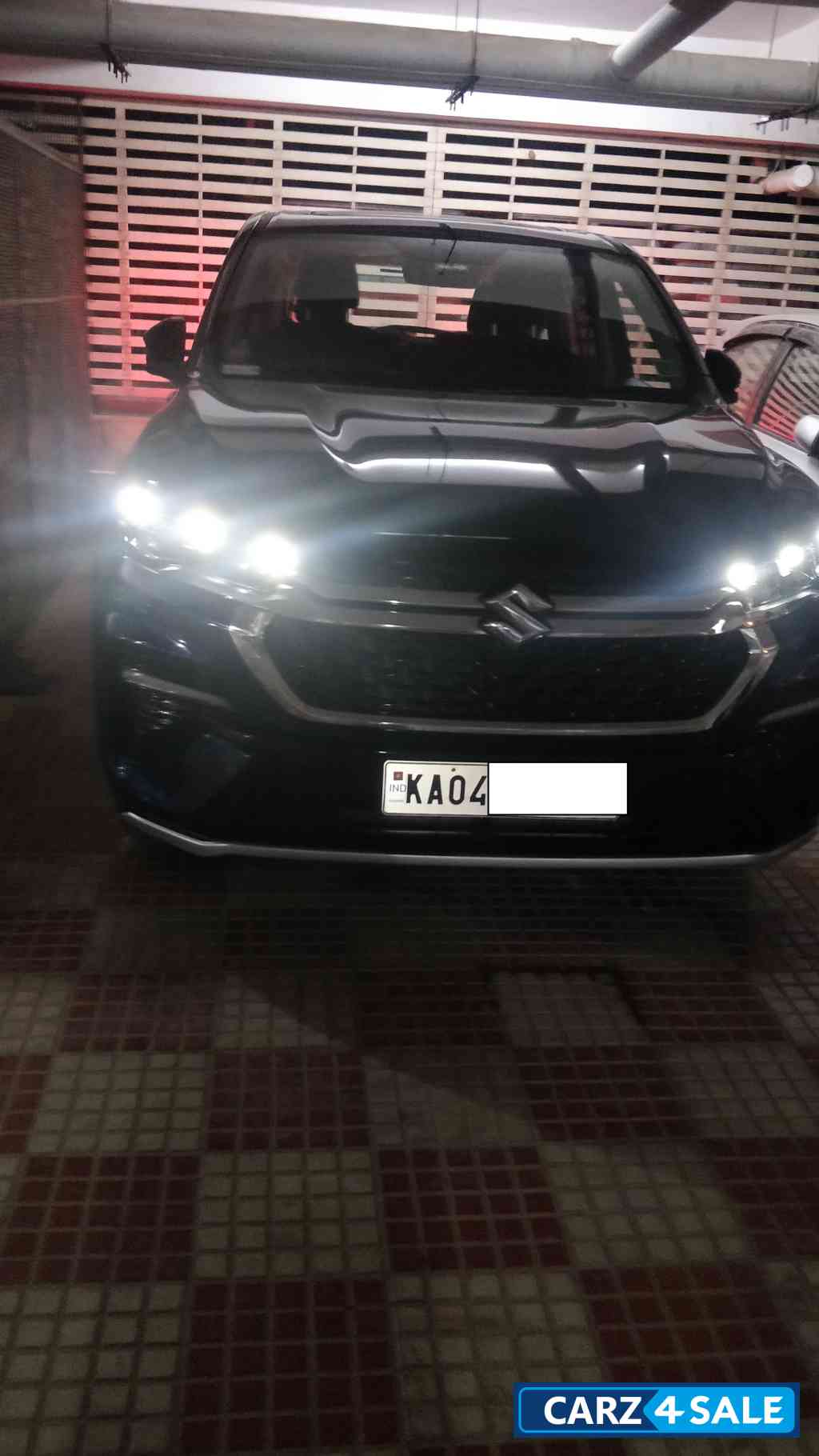 Maruti Suzuki Invicto TOP END - INVICTO ALPHA PLUS HYBRID7 STR