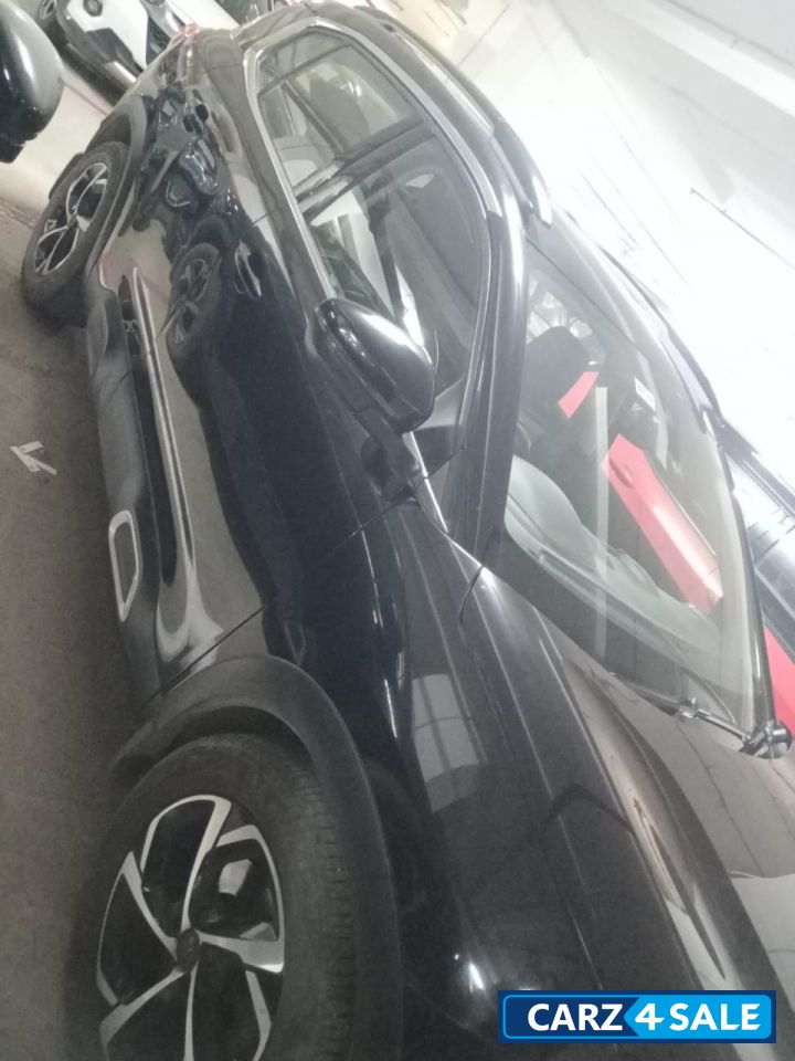 Black Citroen C5 Aircross Feel