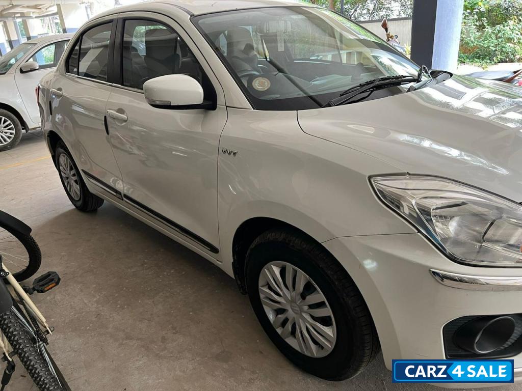 Pearl White Maruti Suzuki Dzire VXI Pearl White Maruti Suzuki Dzire VXI