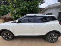 Mahindra XUV300 w8 (o) petrol