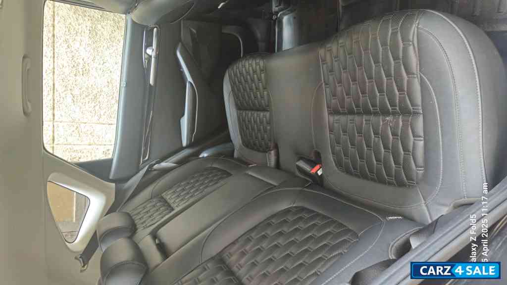 Black Kia Seltos Anniversary edition