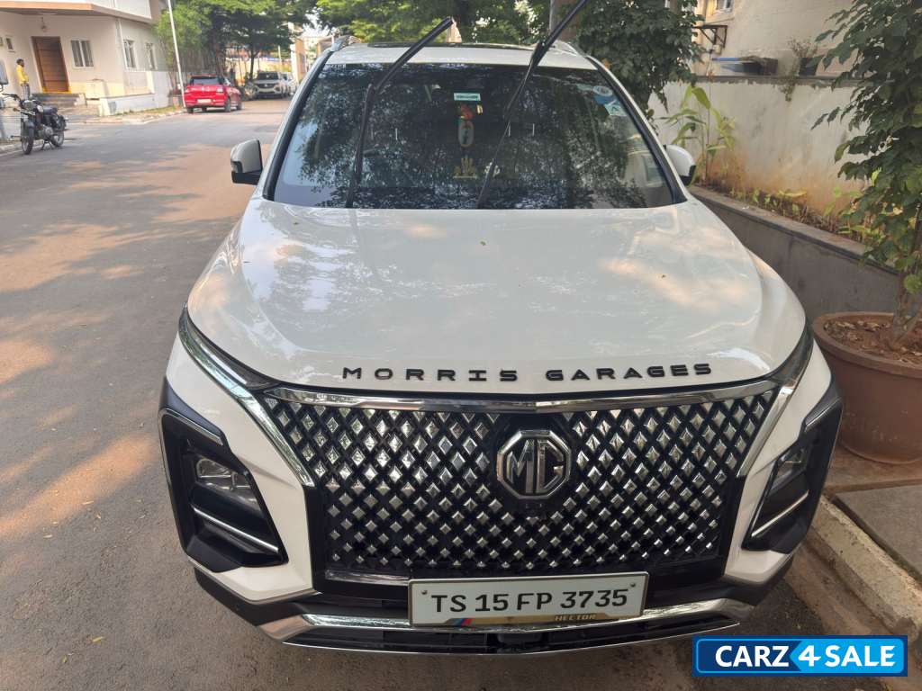 MG Hector Hector Petrol Saavy Pro - Top end Automatic