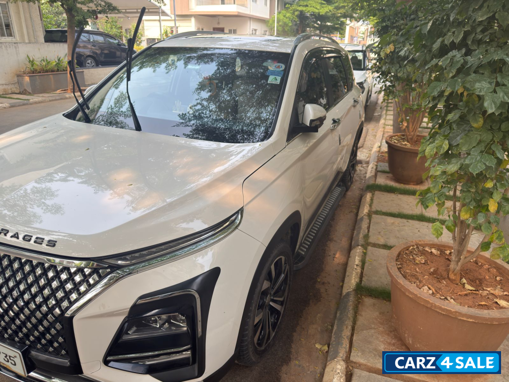 MG Hector Hector Petrol Saavy Pro - Top end Automatic