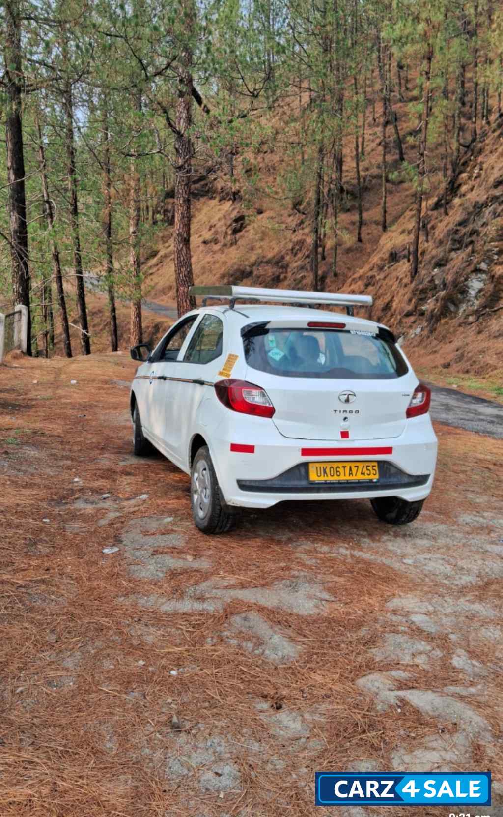 Opal White Tata Tiago Petrol & CNG