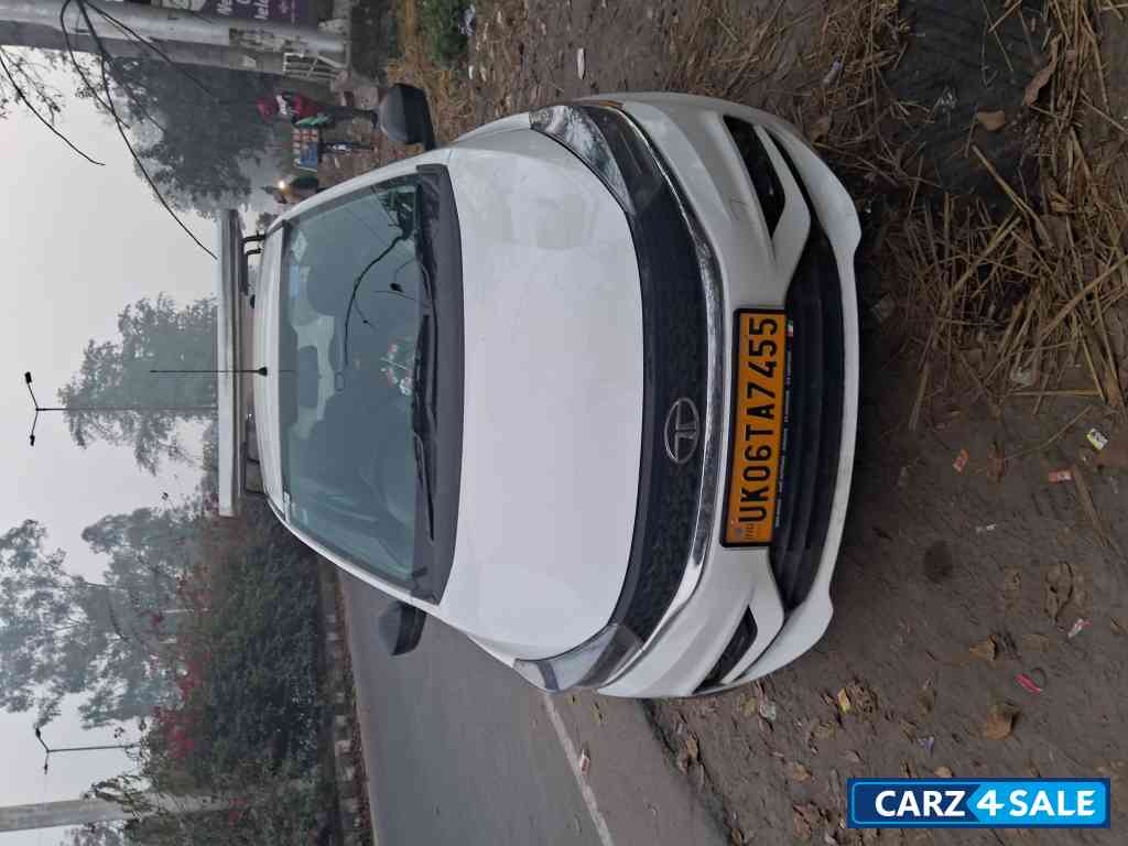 Opal White Tata Tiago Petrol & CNG