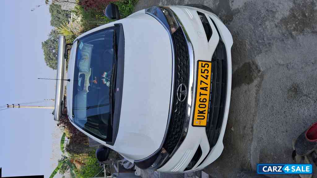 Opal White Tata Tiago Petrol & CNG