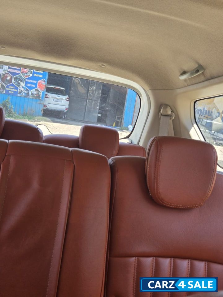 Maruti Suzuki Ertiga SMART HYBRID VXI