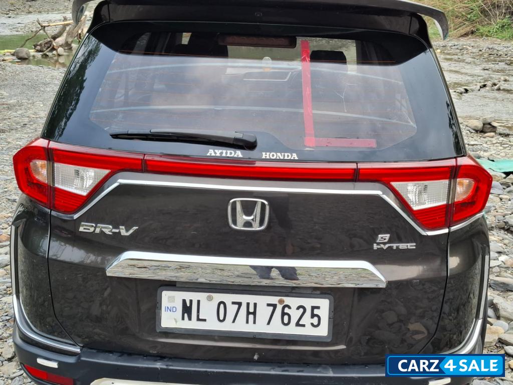 Golden Brown Honda BR-V BR-V 1.5 S MT