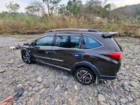 Golden Brown Honda BR-V BR-V 1.5 S MT