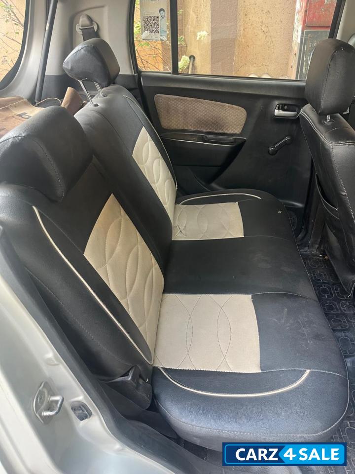 Silky Sliver Maruti Suzuki Wagon R Green LXI