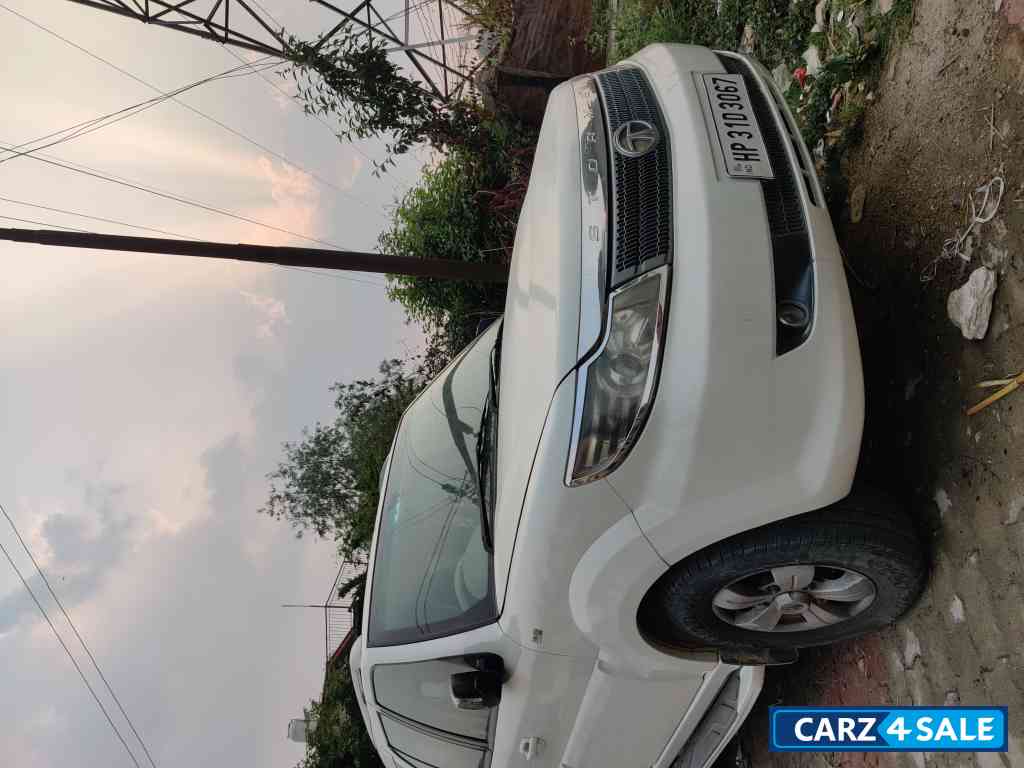 Tata Safari VX 2.2 (4×2)