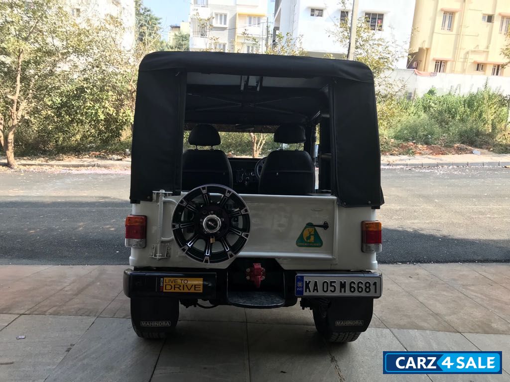 White Mahindra Jeep MM 540