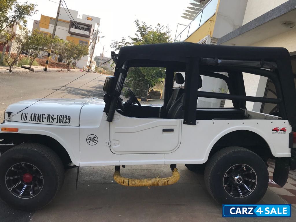 White Mahindra Jeep MM 540