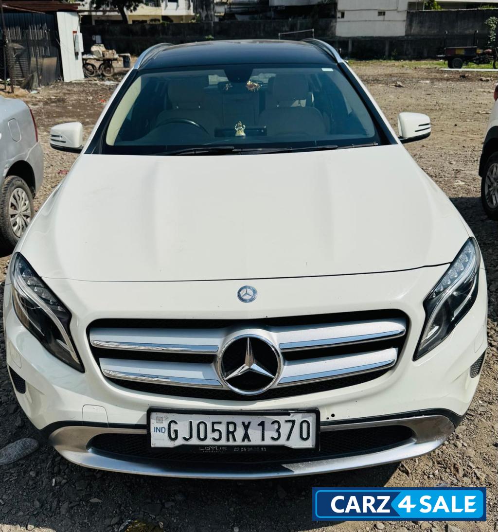 Mercedes-Benz GLA 200
