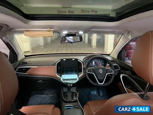 MG Hector Plus 1.5 dct turbo engine MG Hector Plus 1.5 dct turbo engine