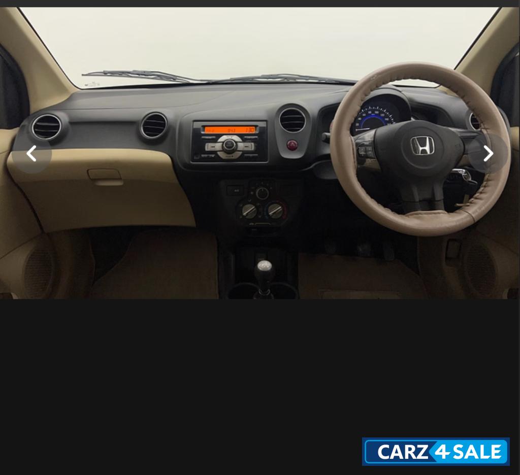 White Honda Amaze 1.5 S