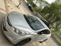 Silver Hyundai  Fludic Elantra