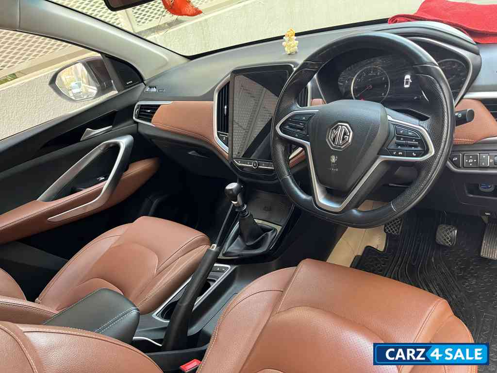 Bargandi Red MG Hector Plus Select BS6 Bargandi Red MG Hector Plus Select BS6