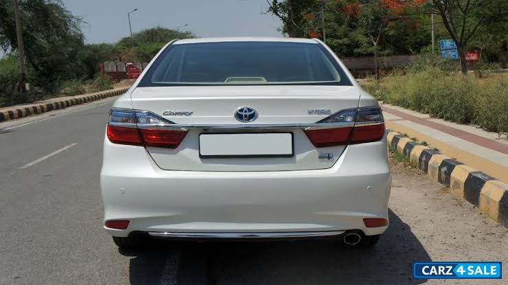 Toyota Camry Hybrid 2017