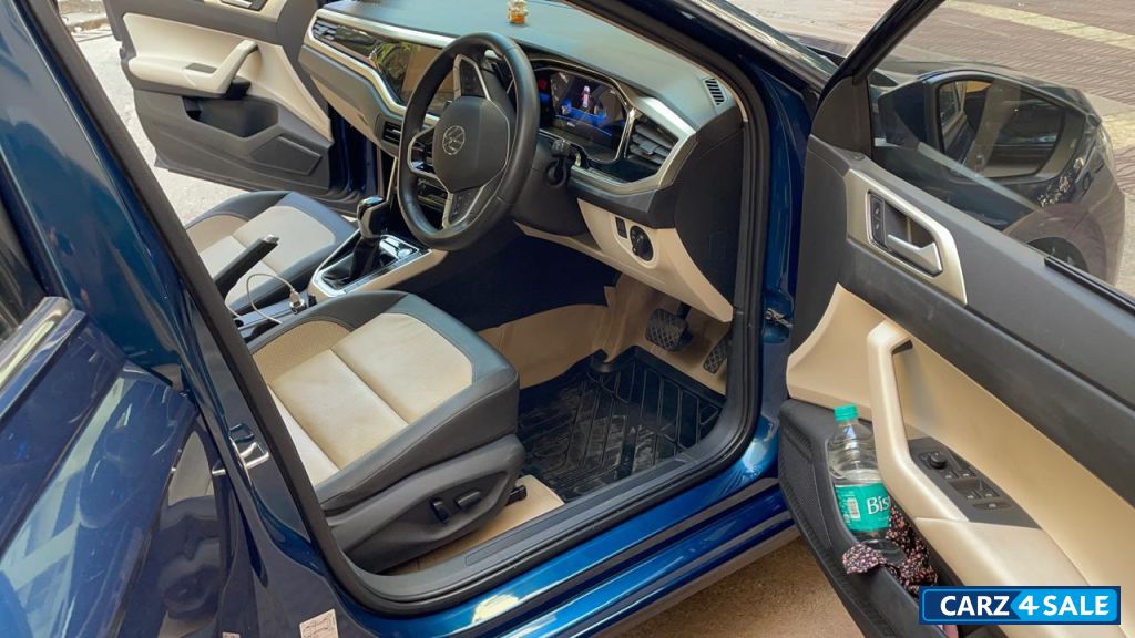 Volkswagen Virtus 1.0 TSI TOPLINE AT Volkswagen Virtus 1.0 TSI TOPLINE AT