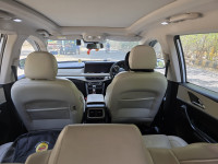 Everest White Mahindra XUV700 AX7 L AT AWD DIESEL