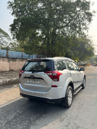 Mahindra XUV 500 W-9 at