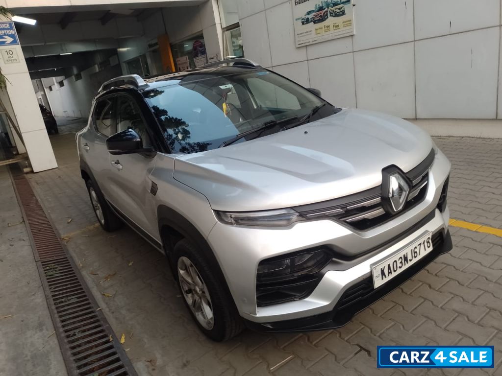 Silver Renault Kiger RXT Turbo - Dual Tone
