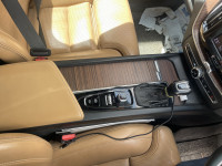 White Volvo XC60 D5 INSCRIPTION