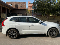 White Volvo XC60 D5 INSCRIPTION