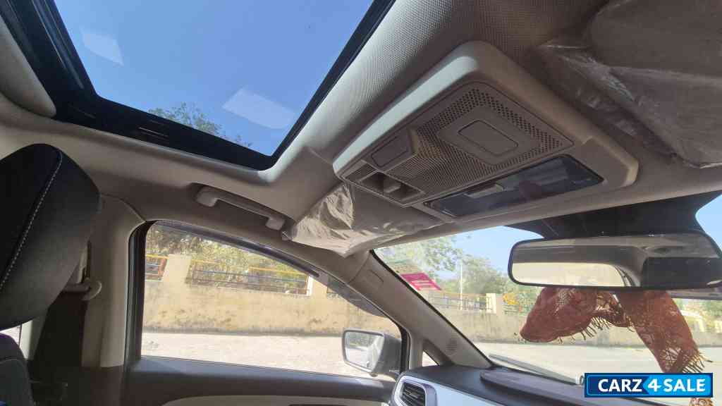 Tata Altroz XZ Plus OS