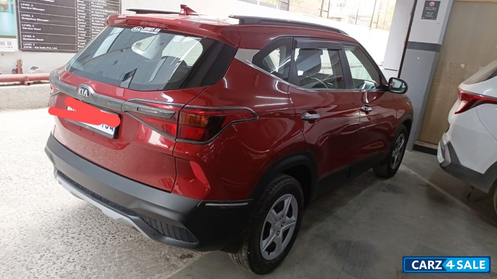 Intense Red Kia Seltos Htk