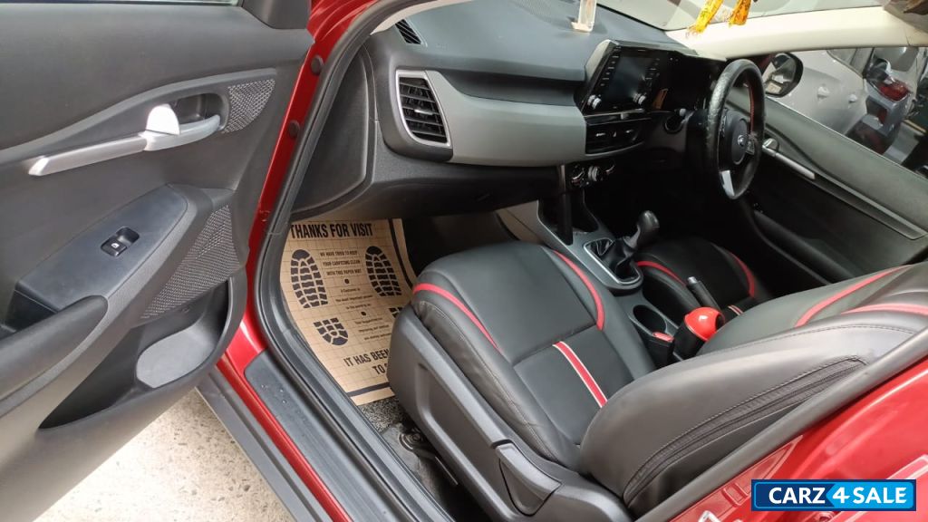 Intense Red Kia Seltos Htk