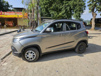 Mahindra KUV100 K4+