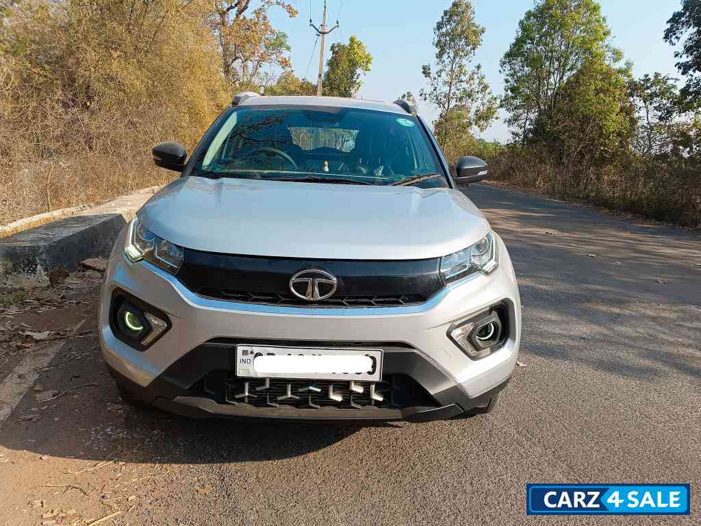 Tata Nexon XMA(S)