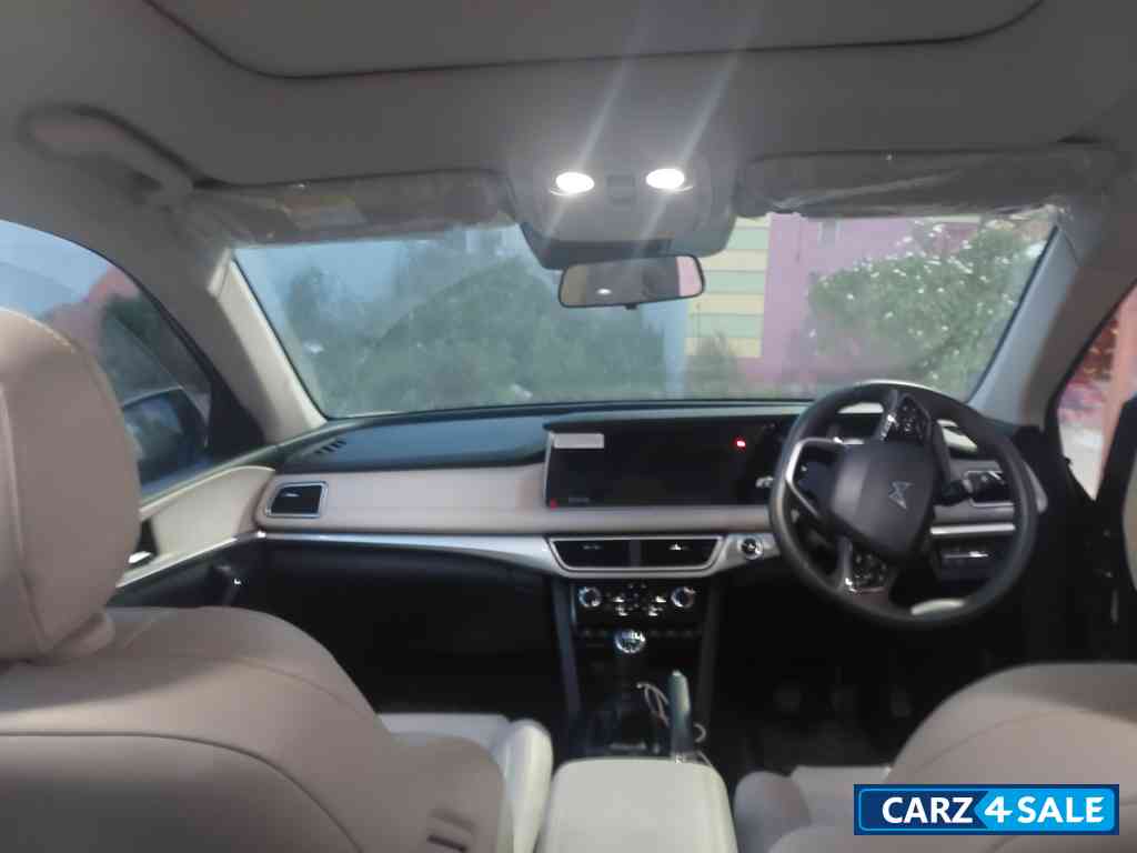 Mahindra XUV700 Ax7 MT 7Str Diesel