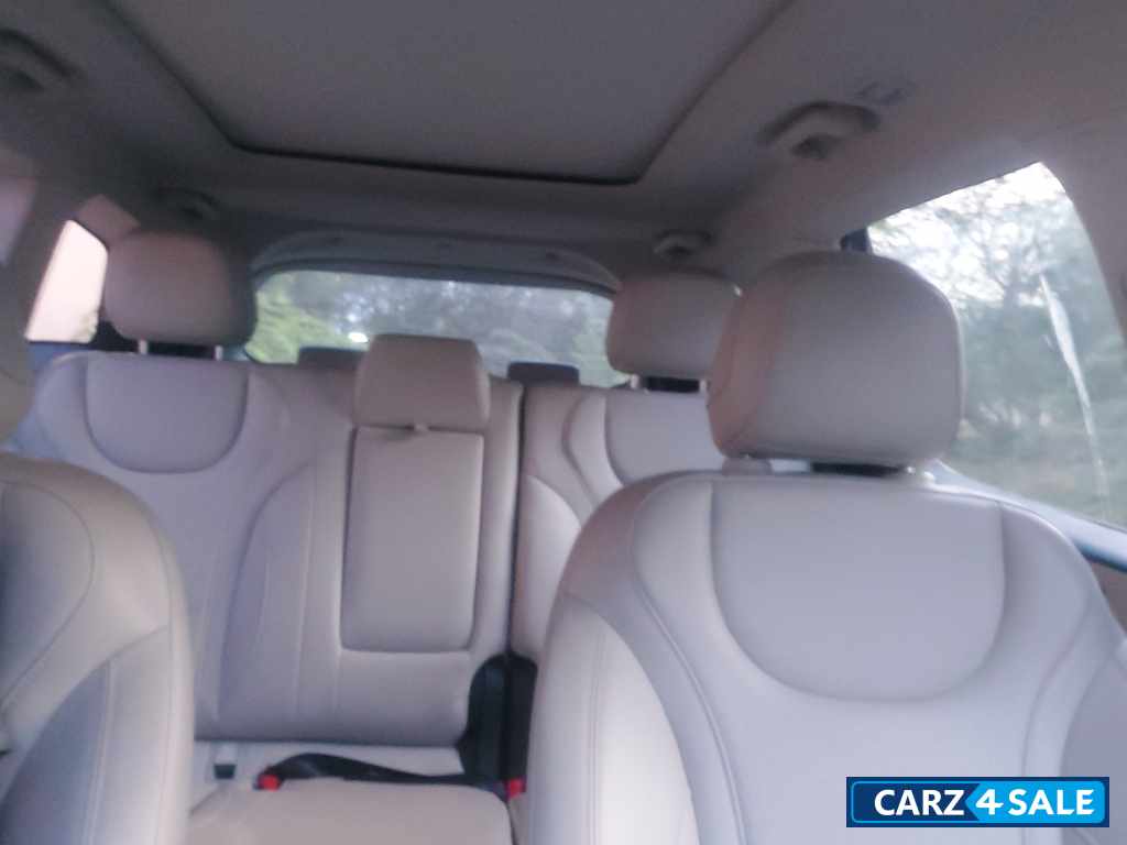 Mahindra XUV700 Ax7 MT 7Str Diesel