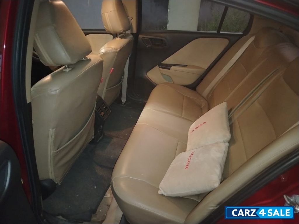 Red Honda City 4th Generation SV Petrol