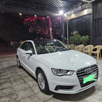 Audi A3 35 TDI Premius Plus + Sunroof