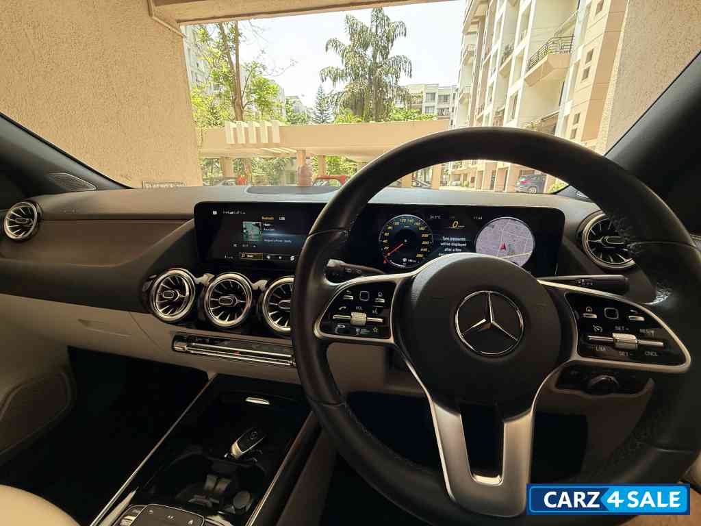 Denim Blue Mercedes-Benz GLA 200
