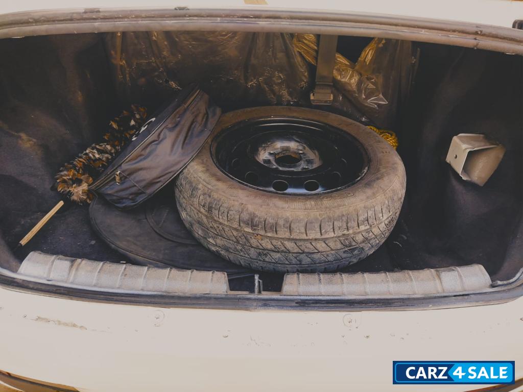 Priston White Tata Tigor Xpres-T EV XM