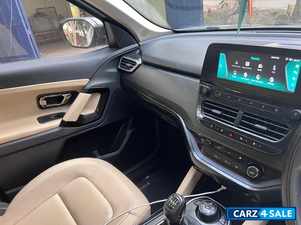 Tata Safari XZ Plus Adventure