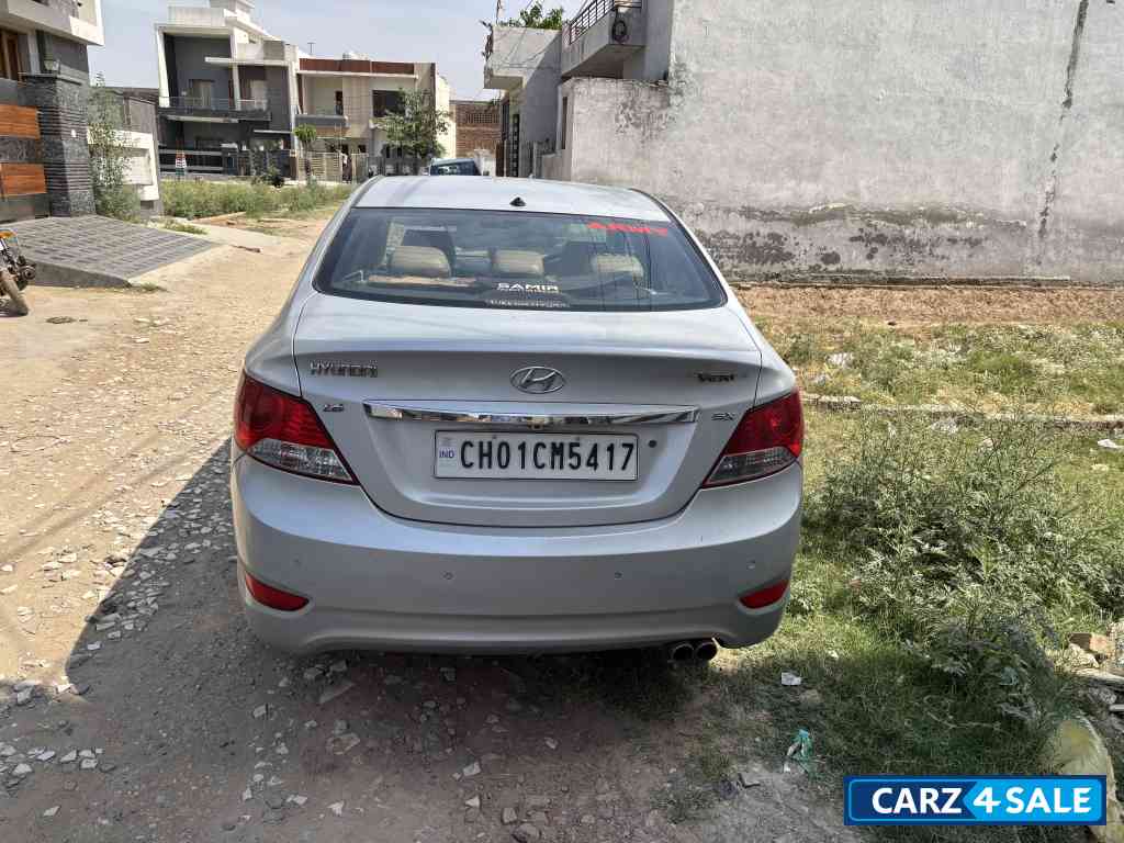 Hyundai Verna 1.6 SX VTVT Hyundai Verna 1.6 SX VTVT