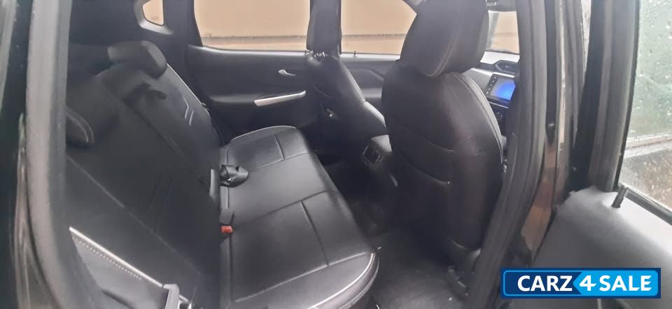 Nissan Magnite XV Premium Turbo