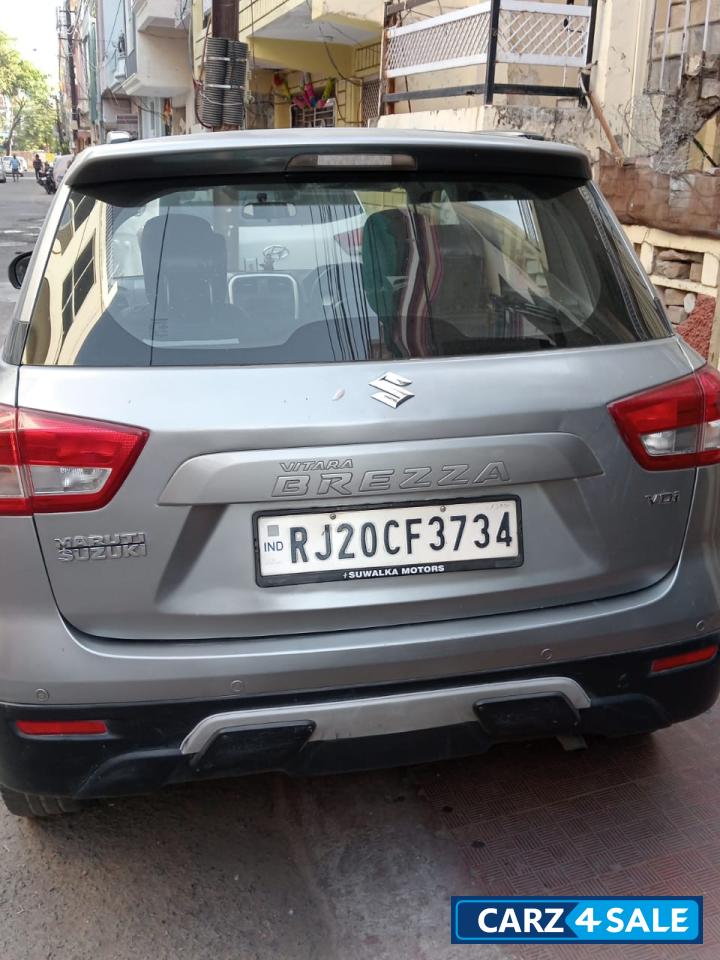 Maruti Suzuki Vitara Brezza VDI Maruti Suzuki Vitara Brezza VDI