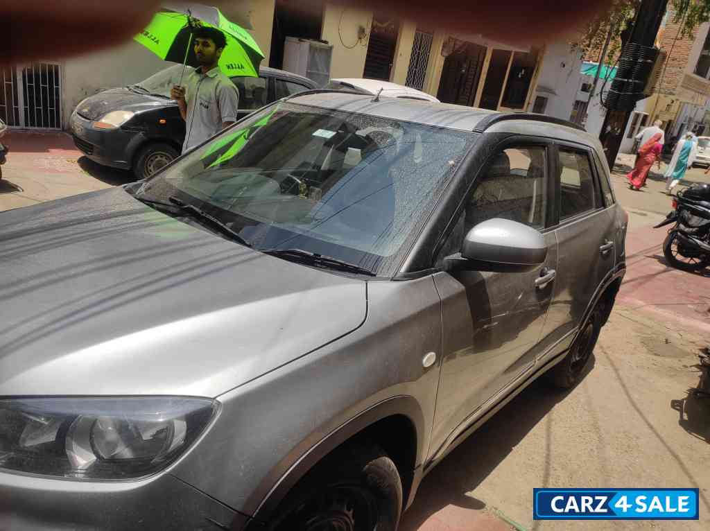 Maruti Suzuki Vitara Brezza VDI Maruti Suzuki Vitara Brezza VDI