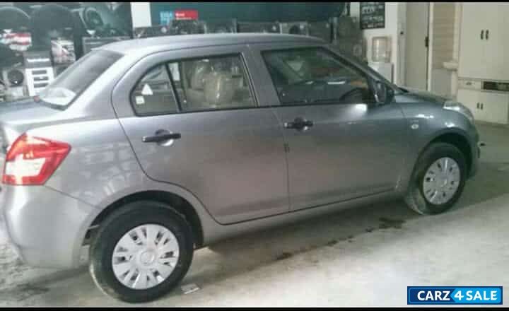 Glistening Grey Maruti Suzuki Dzire LXI