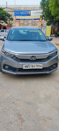 Honda Amaze 1.5 v mt i-dtec